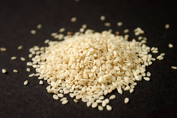 GINGELLY SEED WHITE 1 KG/എള്ള്‌ W